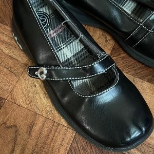 Little girl school shoes